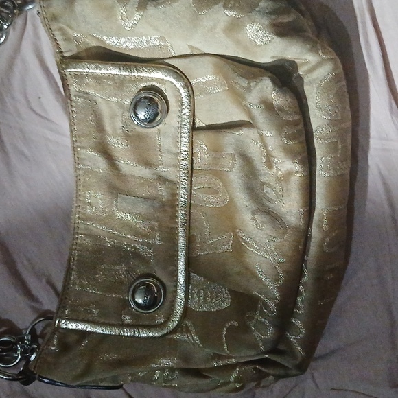 Like new gold & beige Coach Poppy purse - Picture 3 of 7